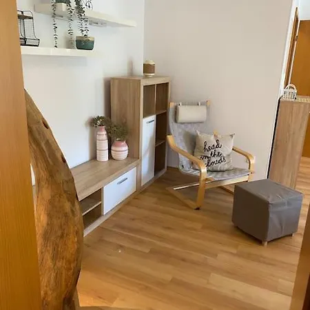 Taufrische Ferienwohnung Wuerzburg Zell am Main Extérieur photo